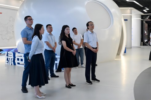 无锡市委研究室考察调研奇发28官网股份