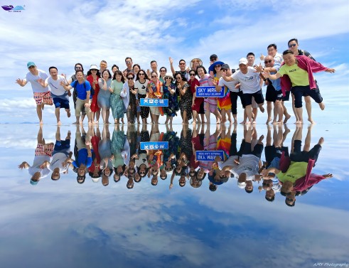 与世界有约丨奇发28官网股份2023年度高管经理团队海外游奔赴大马，从新出发！