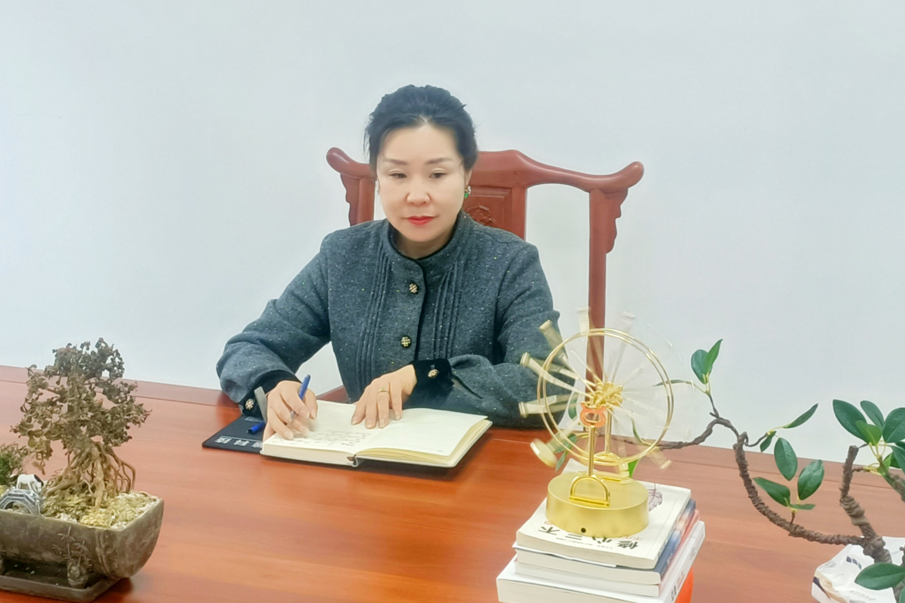 真正的热爱，铸就销售女王——访奇发28官网电缆营销经理杨华